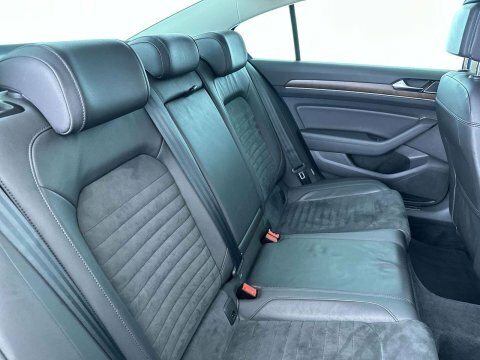 Volkswagen Passat 2015 15 2.0 Blue #6