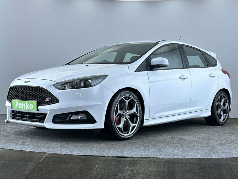 Ford Focus 2016 16 2.0 AO16JFA White #3