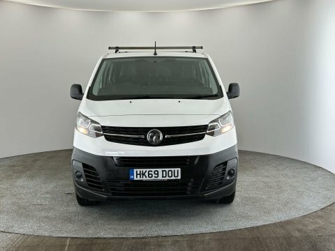 Vauxhall Vivaro 2019 69 2.0 White #2
