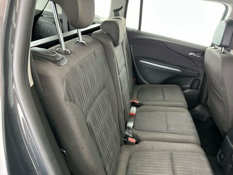 Vauxhall Zafira Tourer Se White #8