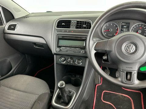 Volkswagen Polo Silver #12