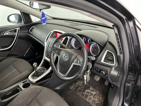 Vauxhall Astra Hatchback 2.0 Cdti Sri Euro 5 201161 Silver #11