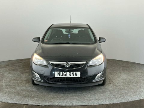 Vauxhall Astra Hatchback 2.0 Cdti Sri Euro 5 201161 Silver #2