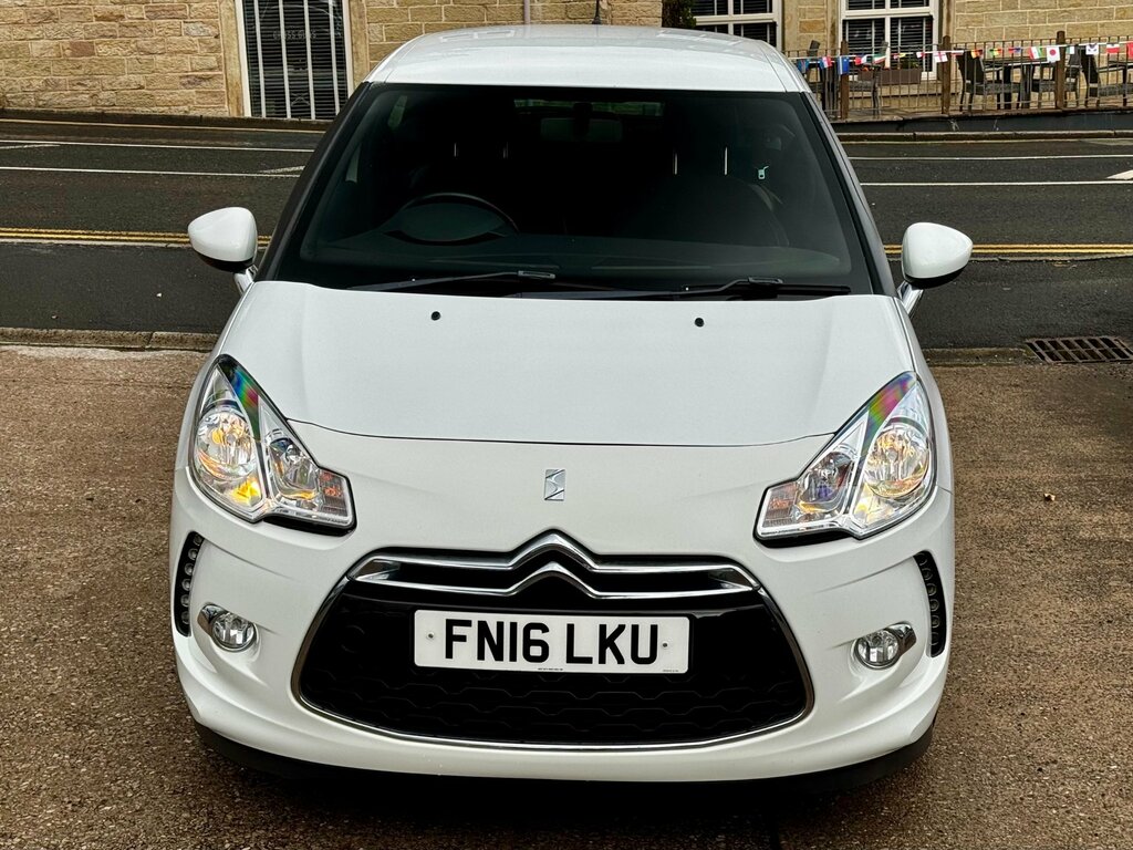 DS DS 3 1.2 Puretech Dstyle Hatchback Eu White