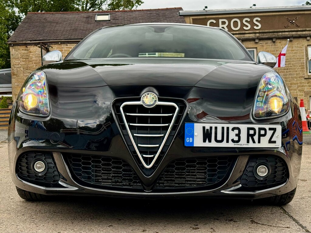 Alfa Romeo Giulietta Hatchback Red #25