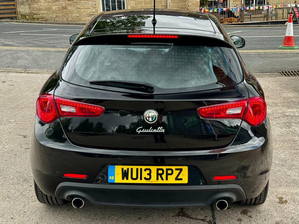 Alfa Romeo Giulietta Hatchback Red #53