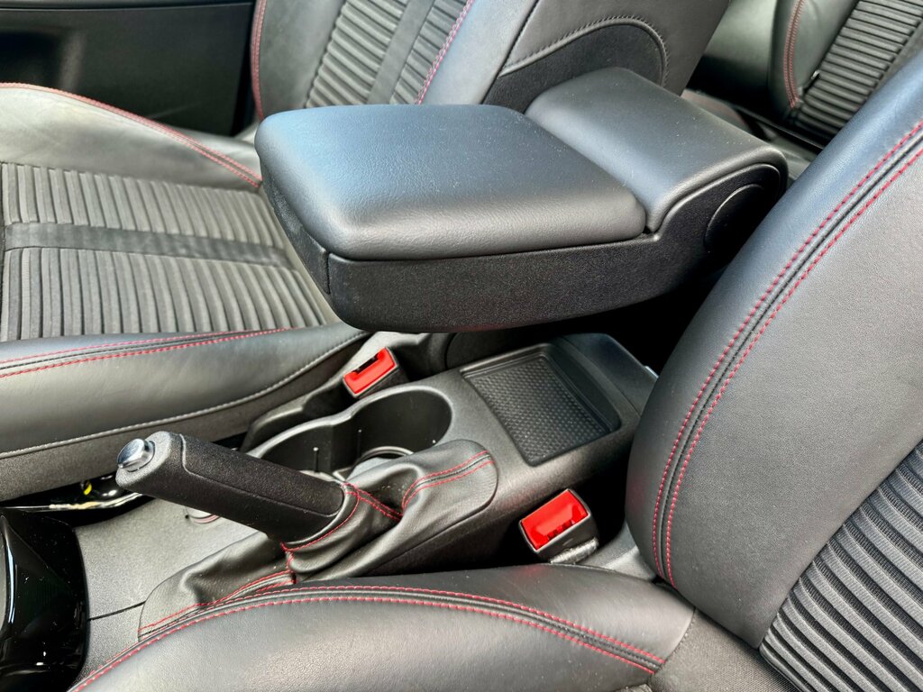 Alfa Romeo Giulietta Hatchback Red #46