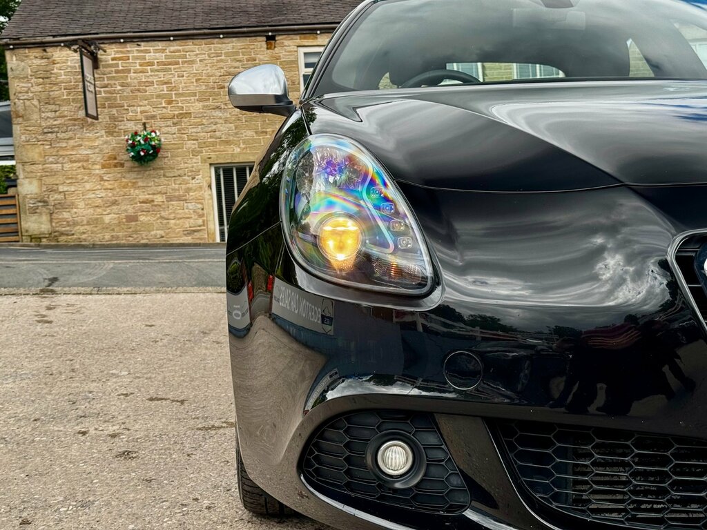 Alfa Romeo Giulietta Hatchback Red #24