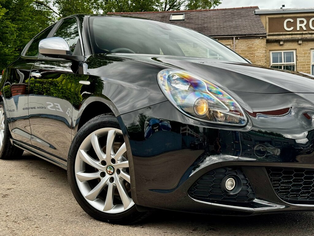 Alfa Romeo Giulietta Hatchback Red #20