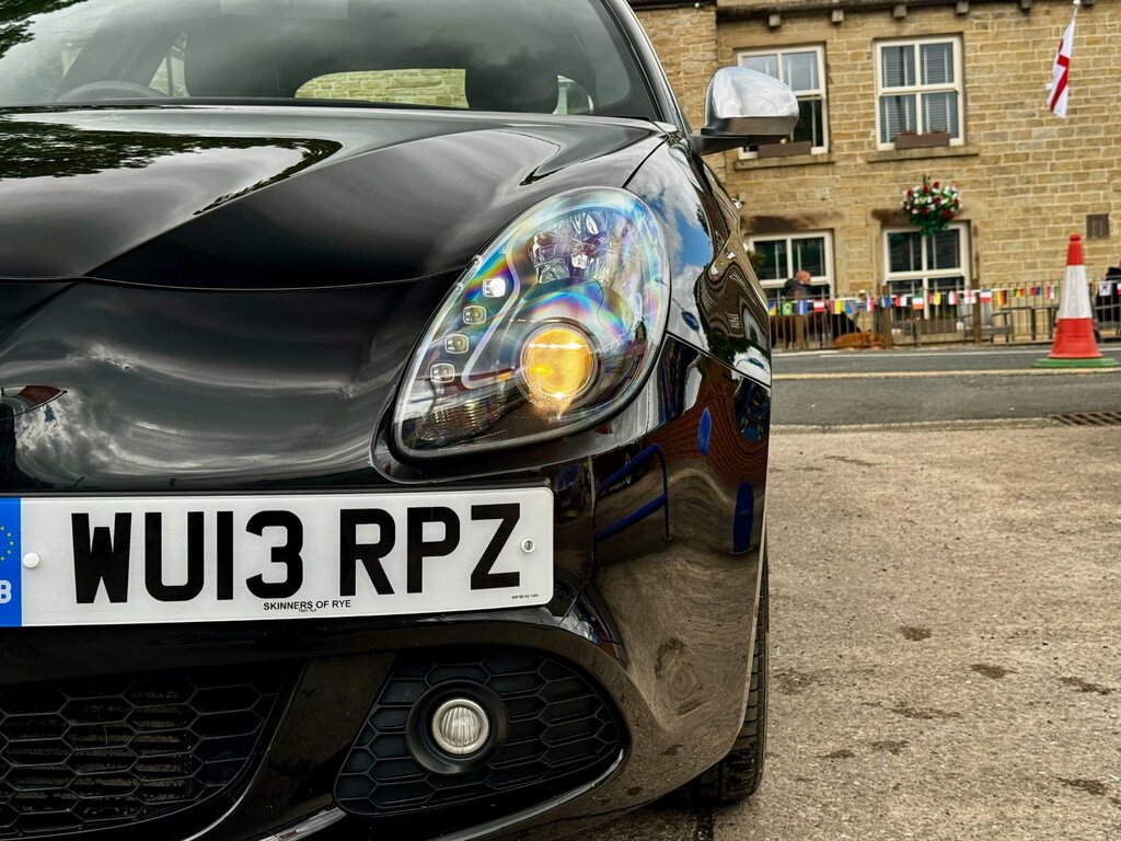 Alfa Romeo Giulietta Hatchback Red #38