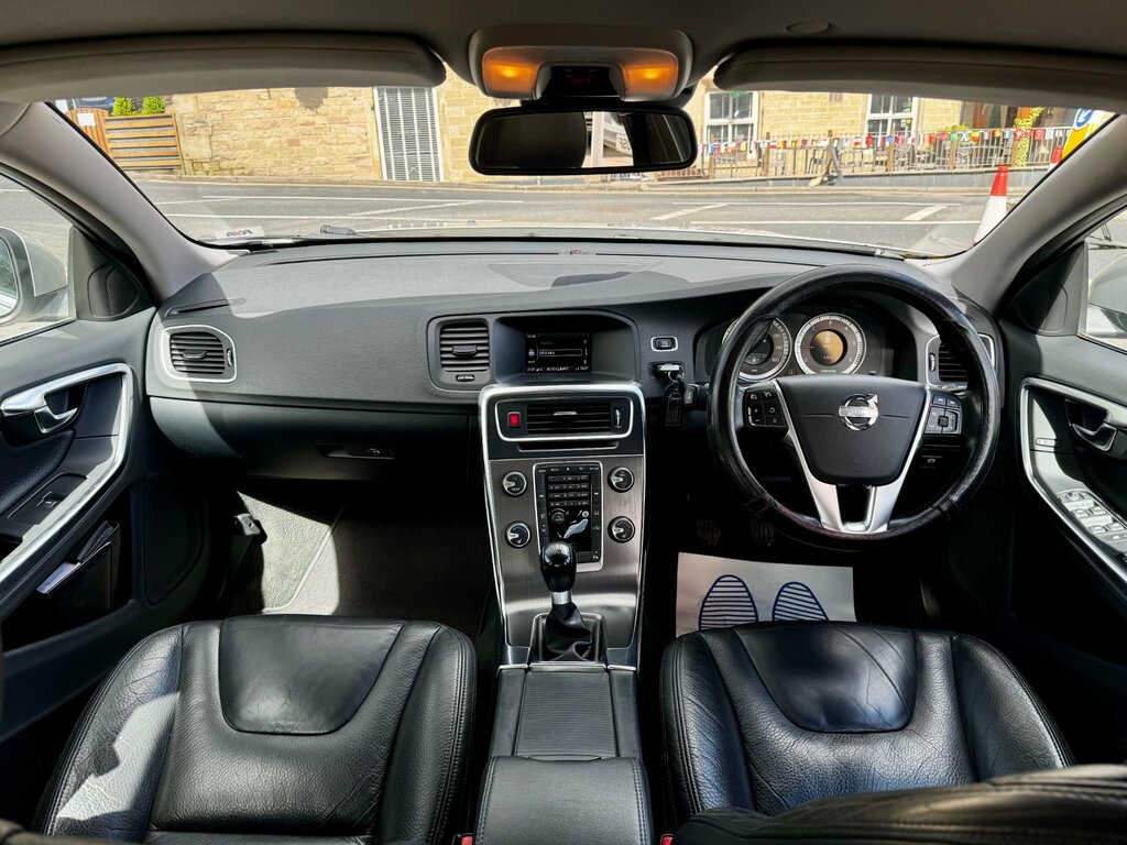 Volvo S60 2.0 D3 Se Lux Saloon Euro 5 Ss Silver #3