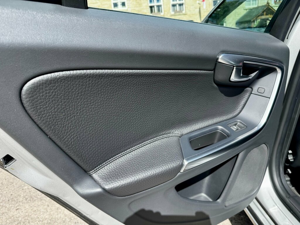 Volvo S60 D2 Se Nav Blue #71