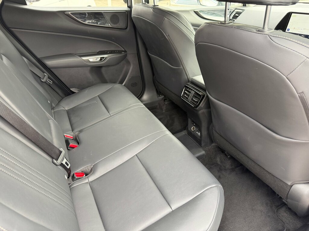 Lexus NX 450H 2.5 F-sport E-cvt Premium Plus Pack Silver #29