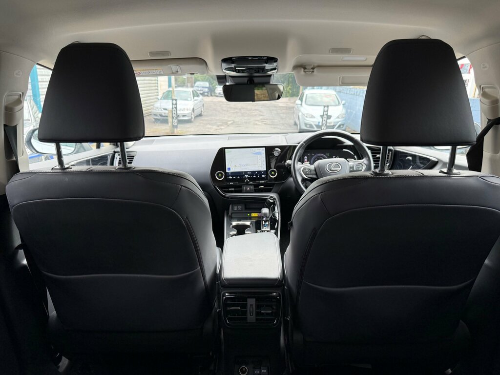 Lexus NX 450H 2.5 F-sport E-cvt Premium Plus Pack Silver #30
