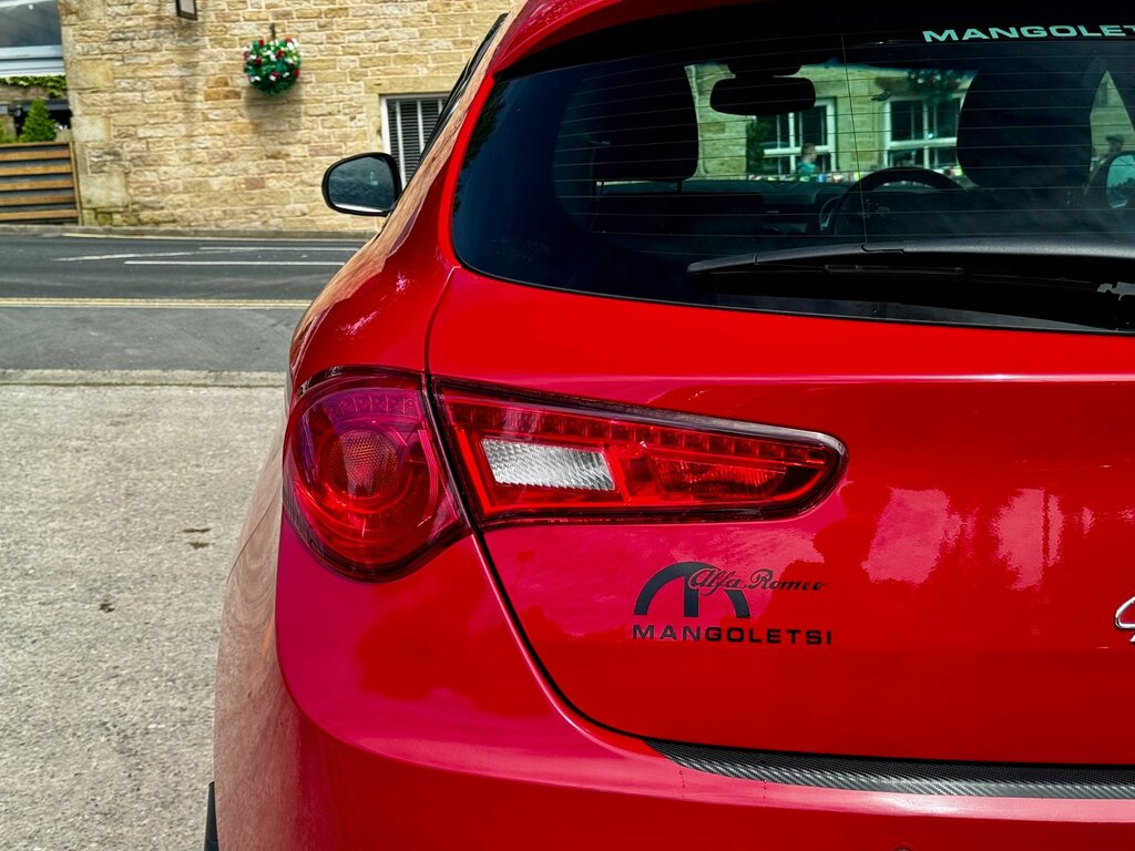 Alfa Romeo Giulietta 1.4 Tb Multiair Sprint 150 Bhp Red #61