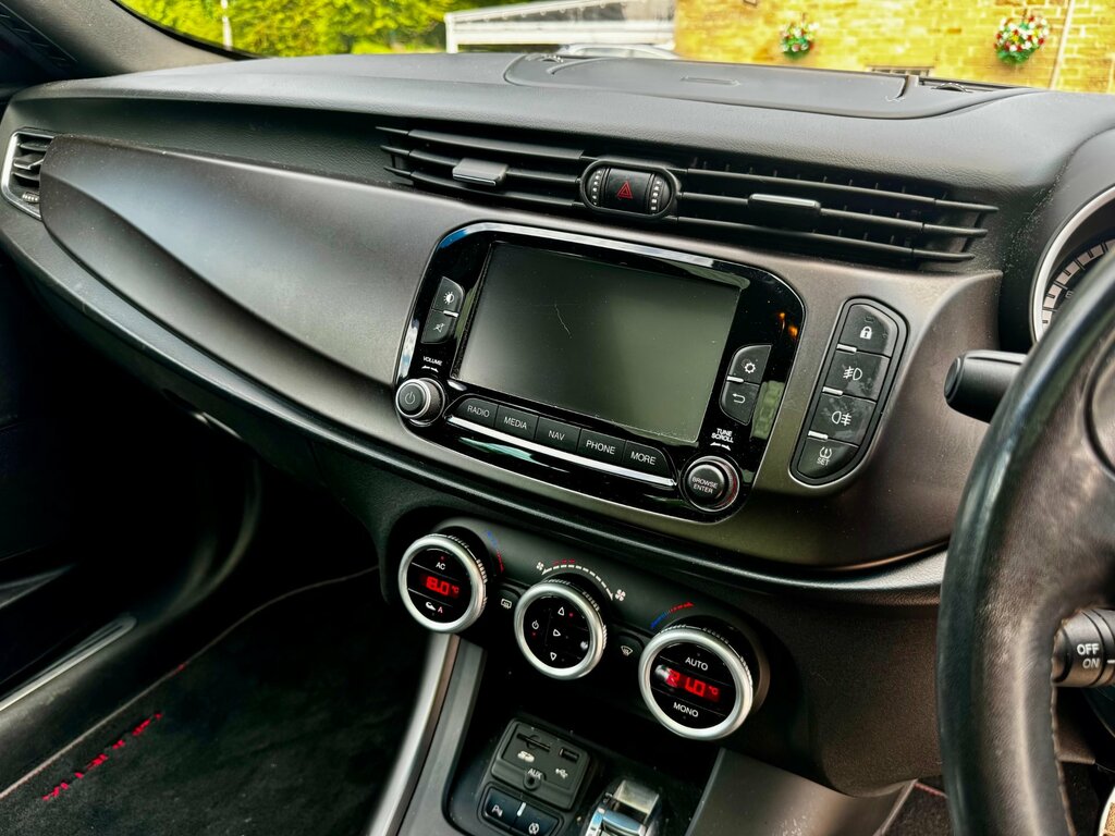 Alfa Romeo Giulietta 1.4 Tb Multiair Sprint 150 Bhp Red #41
