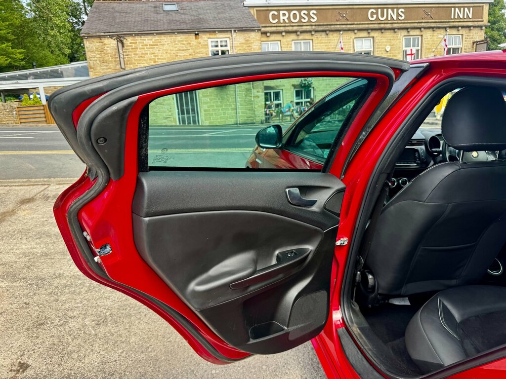 Alfa Romeo Giulietta 1.4 Tb Multiair Sprint 150 Bhp Red #64