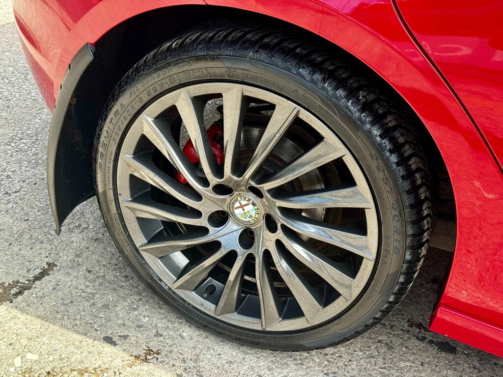 Alfa Romeo Giulietta 1.4 Tb Multiair Sprint 150 Bhp Red #77