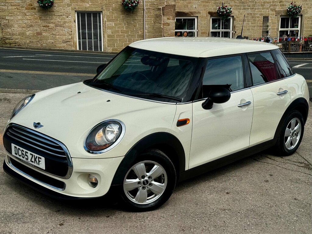 Mini Hatch 1.2 One Hatchback Euro 6 Ss White #2