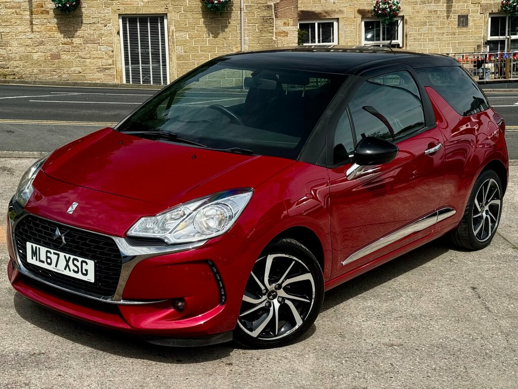 DS DS 3 1.2 Puretech Connected Chic Hatchback M Red #2