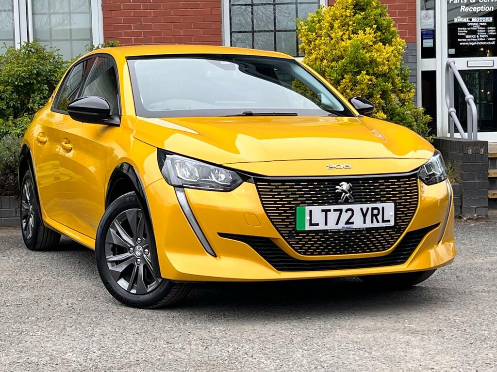 Peugeot e-208 50Kwh Allure Premium Hatchback  #2