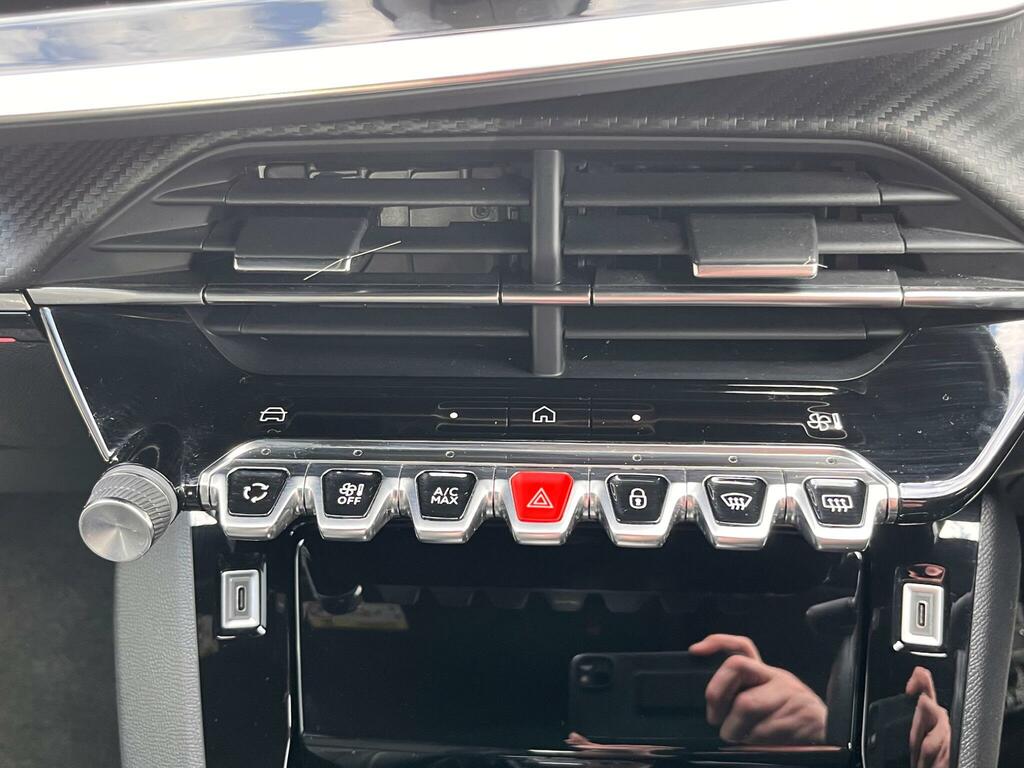 Peugeot e-2008 50Kwh Allure Grey #34