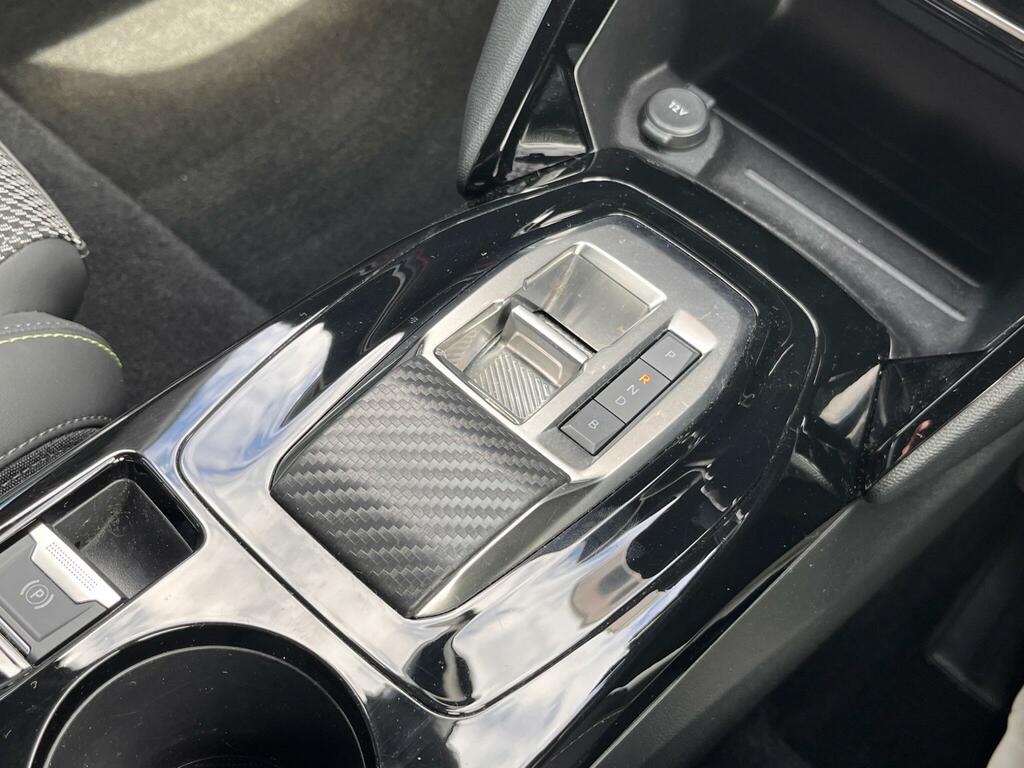 Peugeot e-2008 50Kwh Allure Grey #38