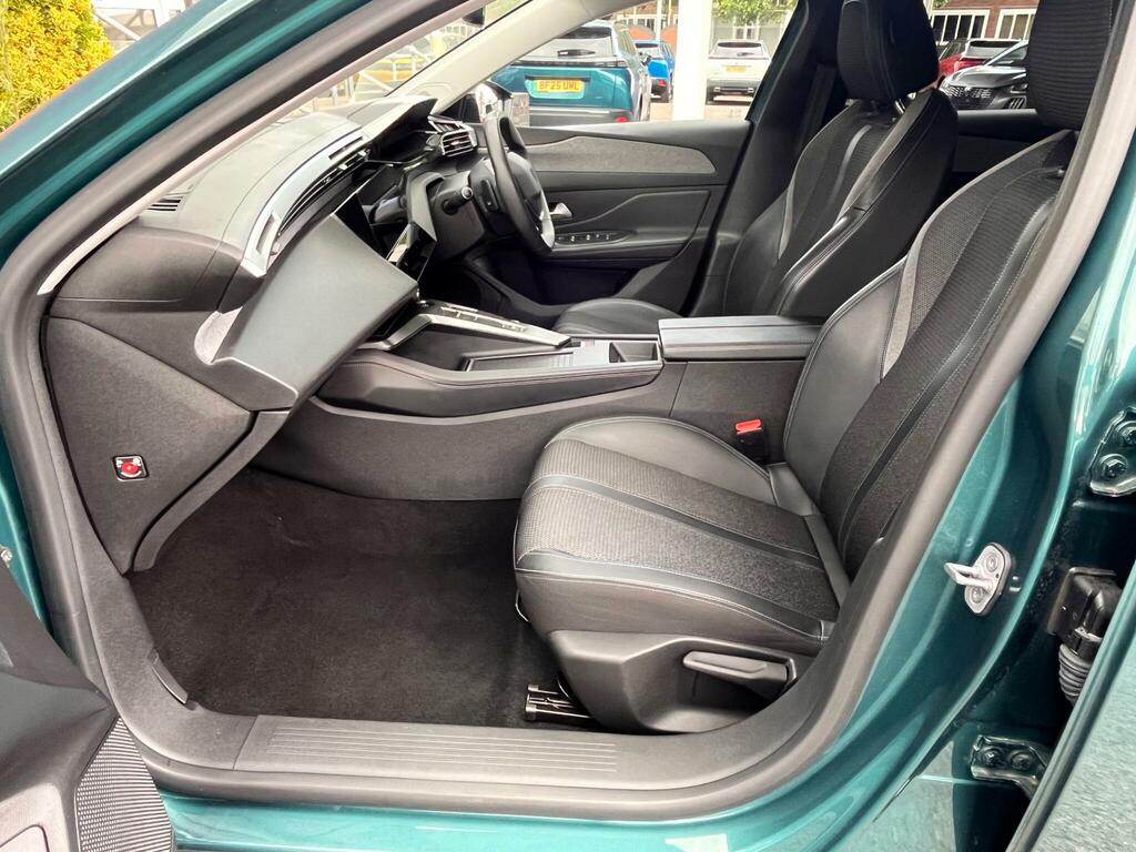Peugeot 308 SW Active Premium Red #39