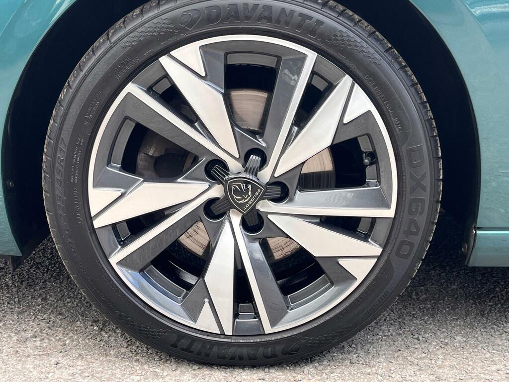 Peugeot 308 SW Active Premium Red #13