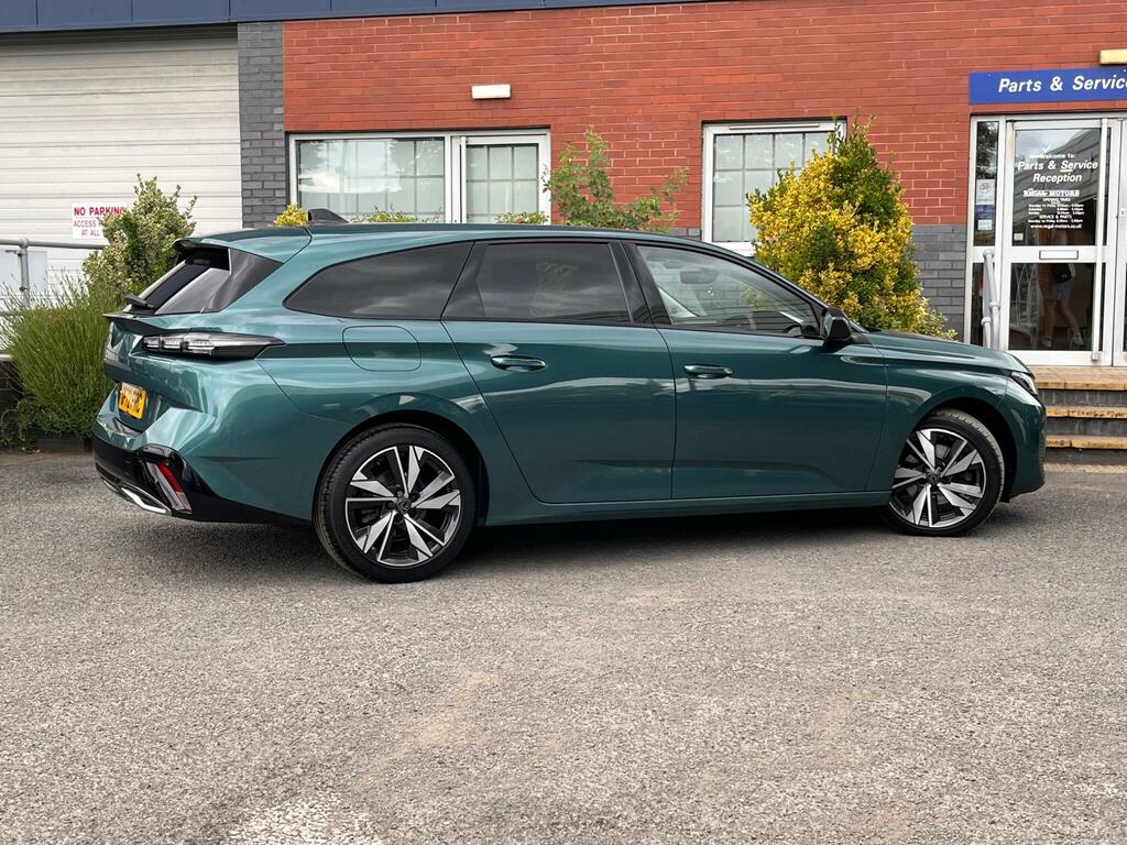 Peugeot 308 SW Active Premium Red #45