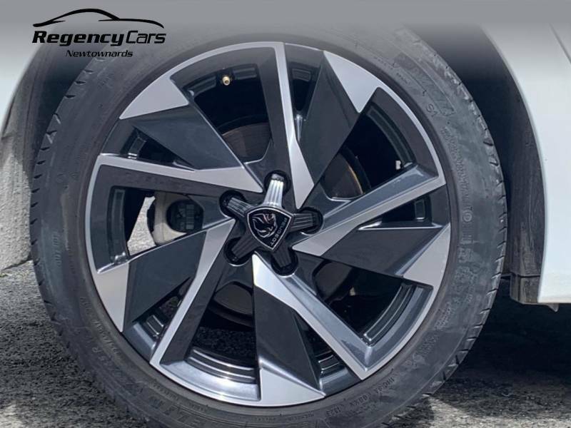 Peugeot 308 1.2 Puretech Allure Premium Eat8 - 2023 23 HSZ2200 White #4