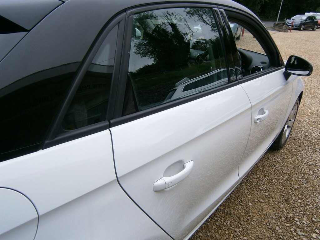 Audi A1 1.4 Tfsi Sport Sportback Euro 6 Ss White #4