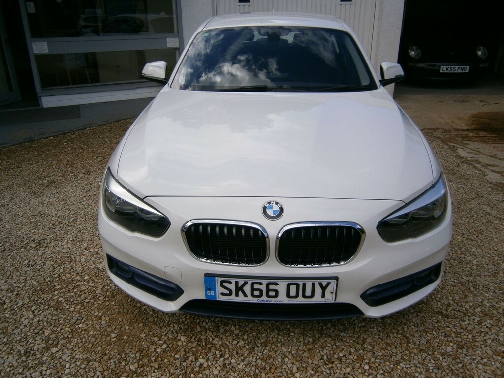 BMW 1 Series Se Silver #7
