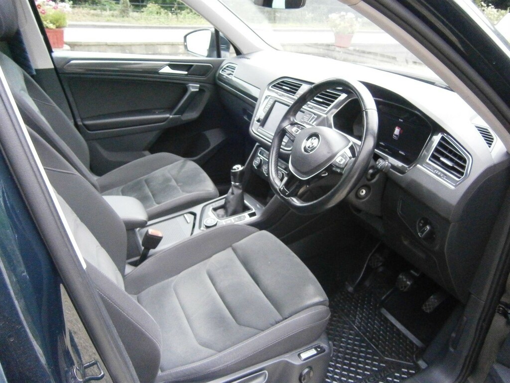 Volkswagen Tiguan Sel Tdi Bluemotion Technology Dsg Black #2