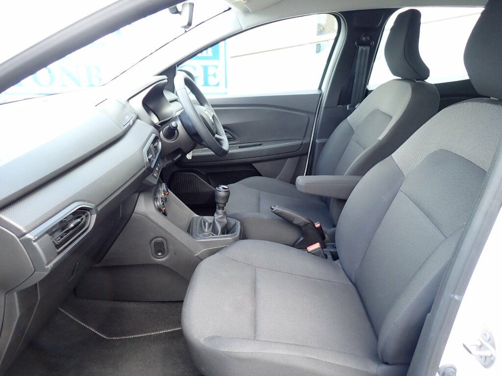 Dacia Sandero 1.0 Sce Essential Hatchback Euro LY22KJA White #3