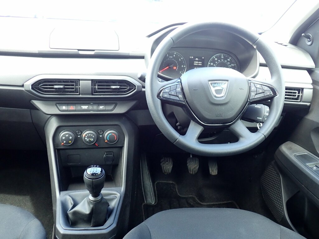 Dacia Sandero 1.0 Sce Essential Hatchback Euro LY22KJA White #2