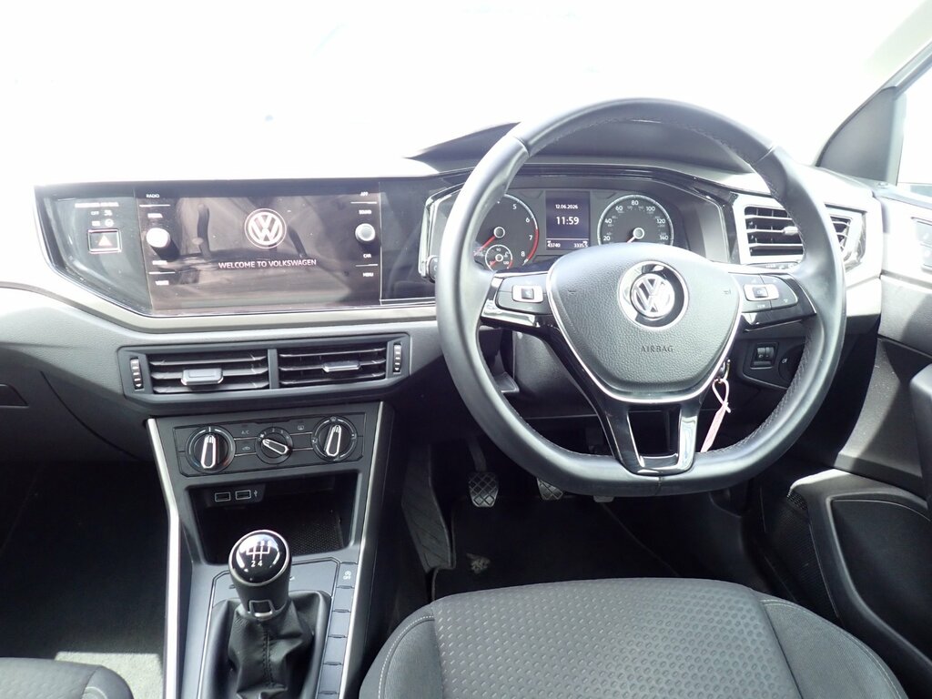 Volkswagen Polo 1.0 Evo Se Hatchback Euro 6 Ss GK69EUD Silver #2