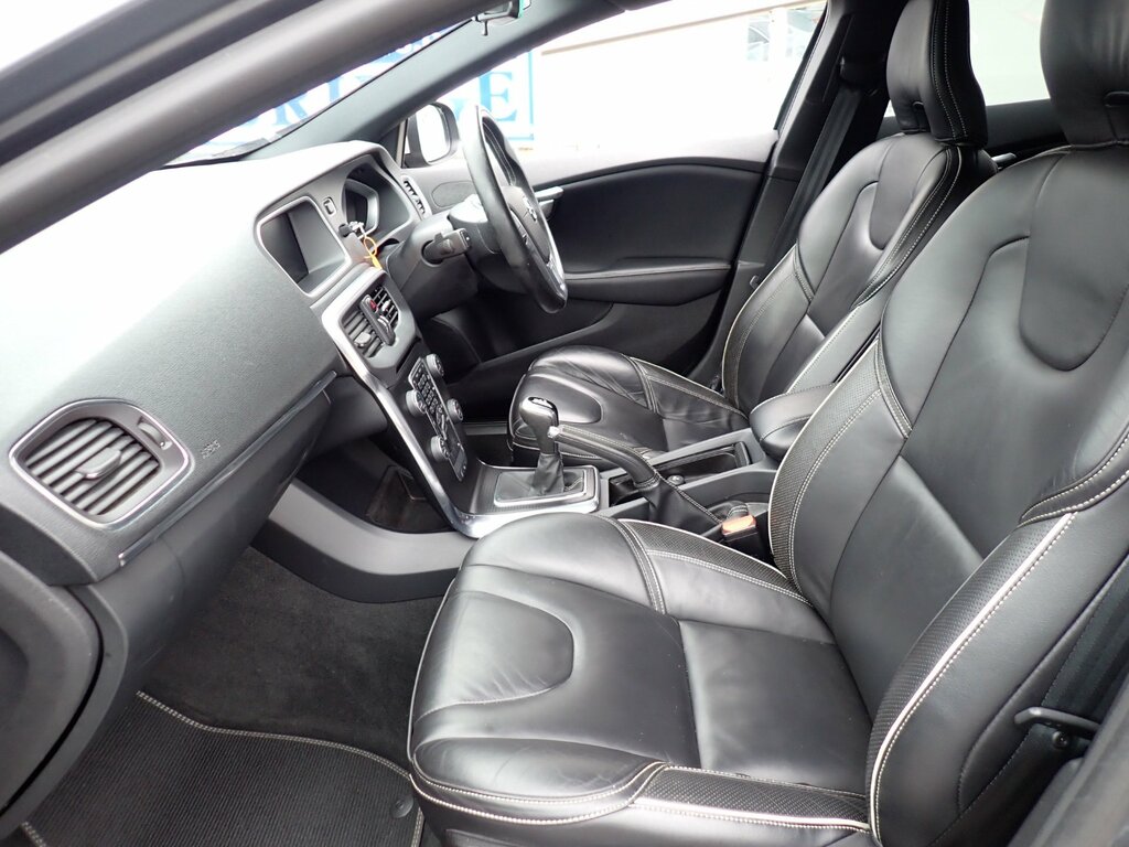 Volvo V40 2.0 D4 R-design Pro Hatchback Eu Grey #3