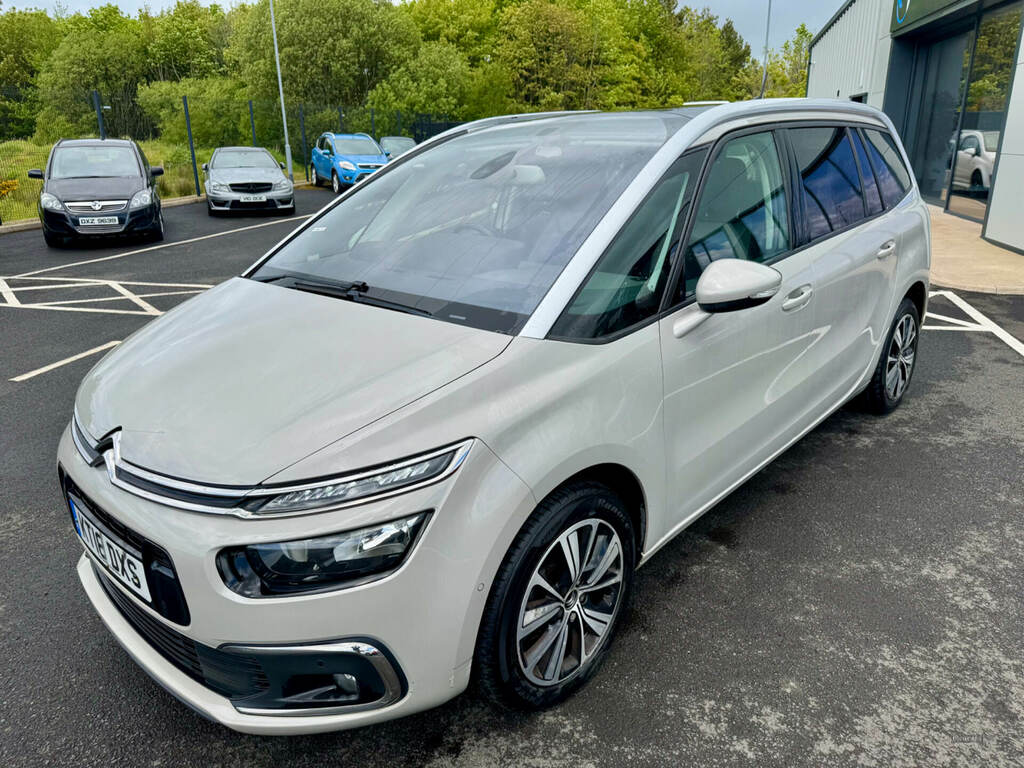 Citroen Grand C4 Picasso 1.6 Bluehdi Flair KT18DXS Beige #6
