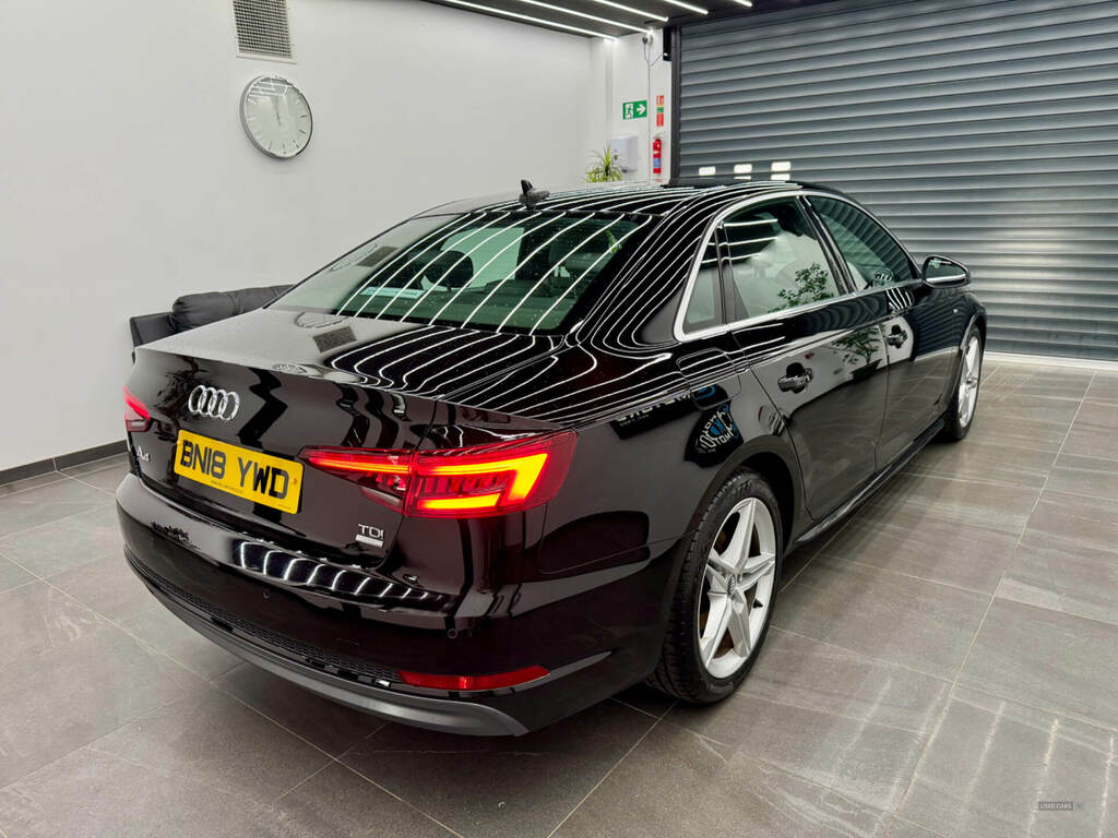 Audi A4 2.0 Tdi Ultra 190 Black #6