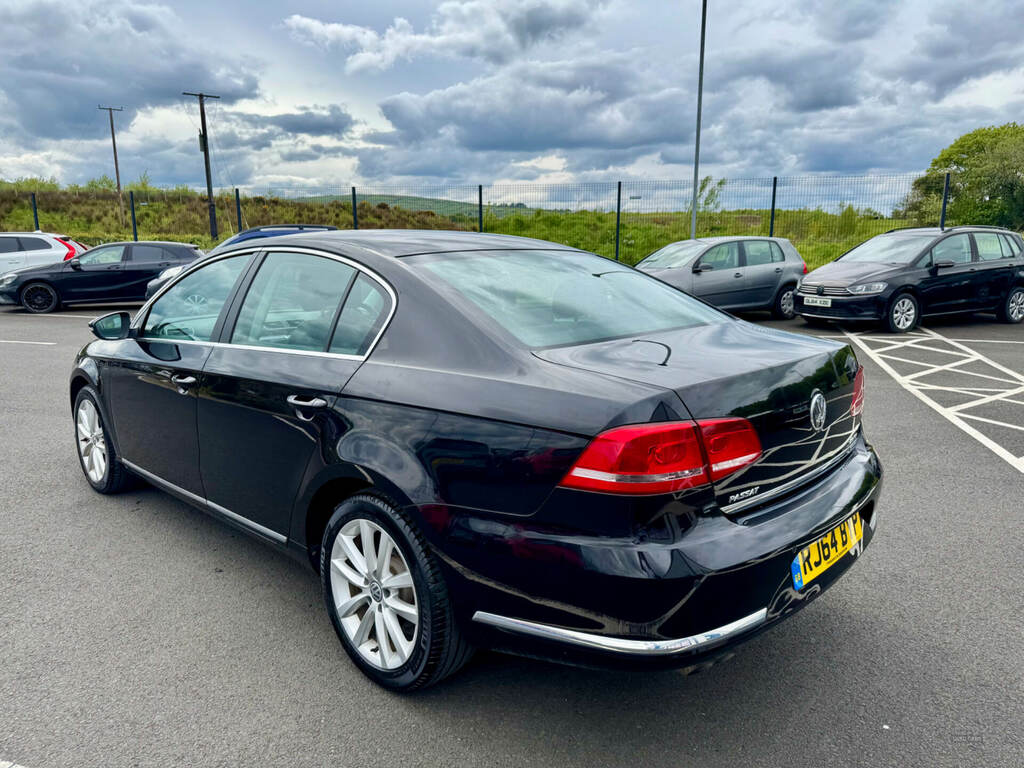 Volkswagen Passat 2.0 Tdi Bluemotion Tech Black #4