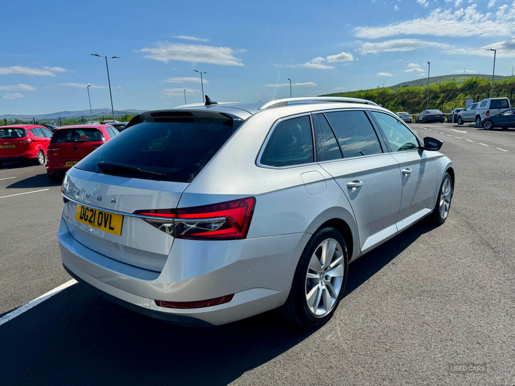 Skoda Superb 2.0 Tdi Cr Se Silver #3