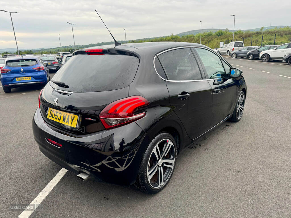 Peugeot 208 1.6 Bluehdi 100 Gt DU53WAY Black #3