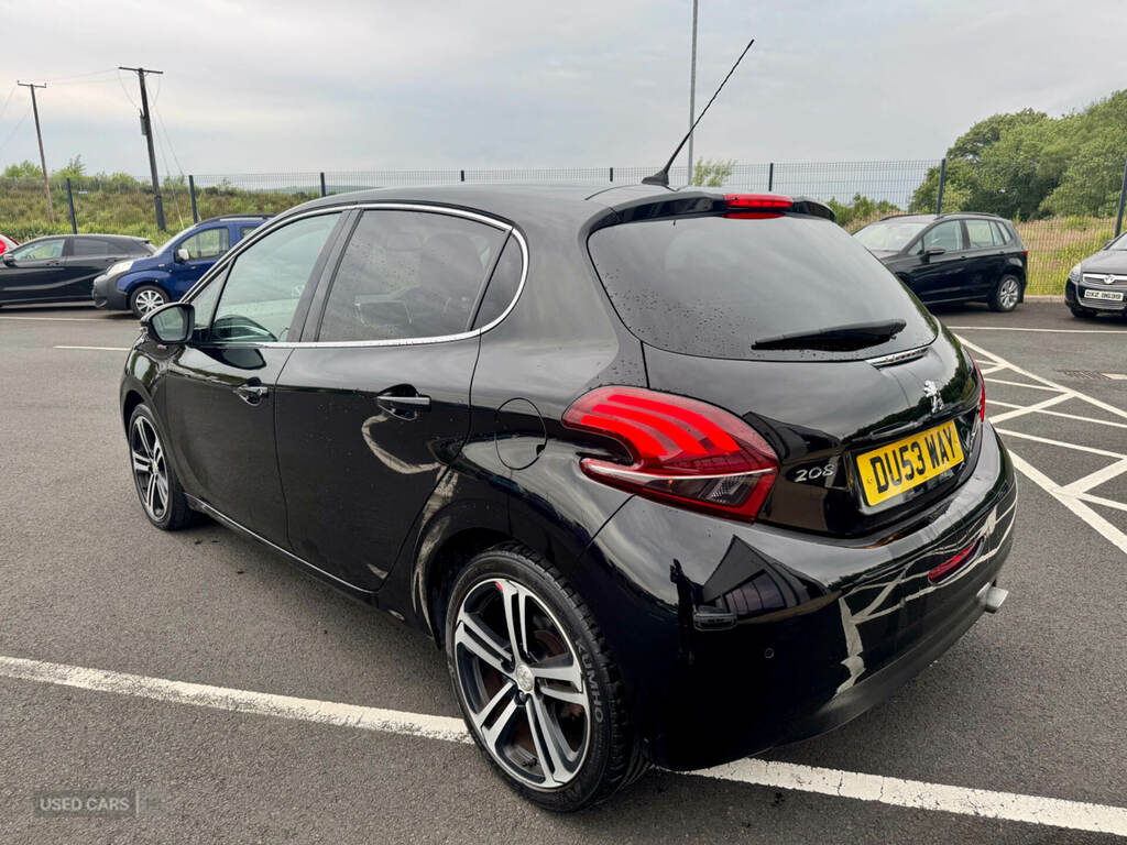 Peugeot 208 1.6 Bluehdi 100 Gt DU53WAY Black #4