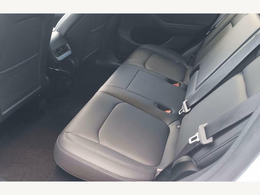 Tesla Model Y Suv Rwd 346 Ps White #9