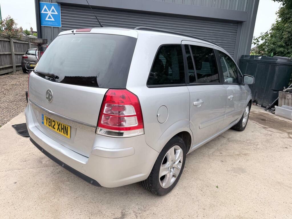 Vauxhall Zafira Design Black #8