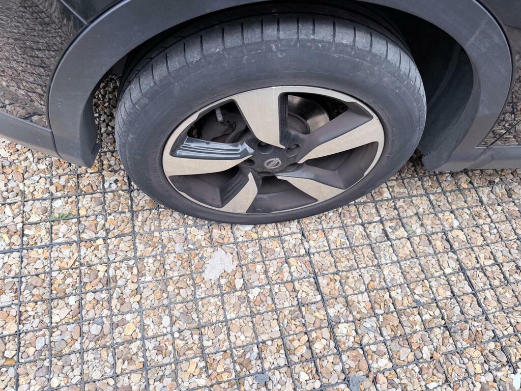 Nissan Qashqai 1.5 Dci N-connecta 2Wd Euro 6 S S KE17JMO Black #6