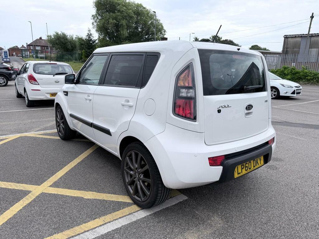 Kia Soul 1.6 Crdi 2 Euro 4 White #2