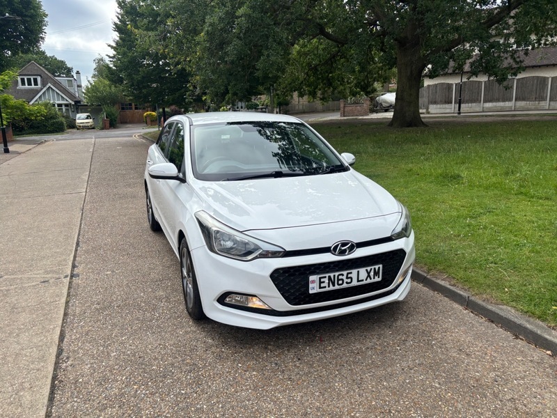 Hyundai I20 Mpi Se White #2