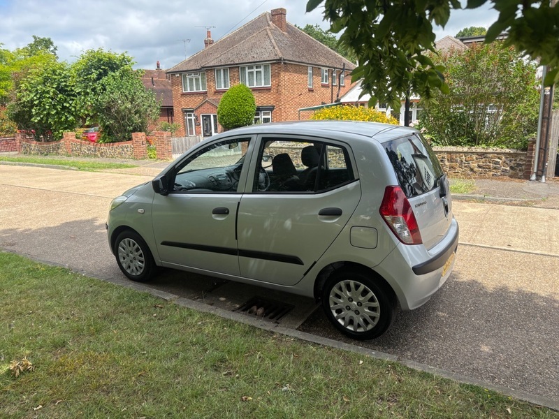 Hyundai I10 Classic Silver #6